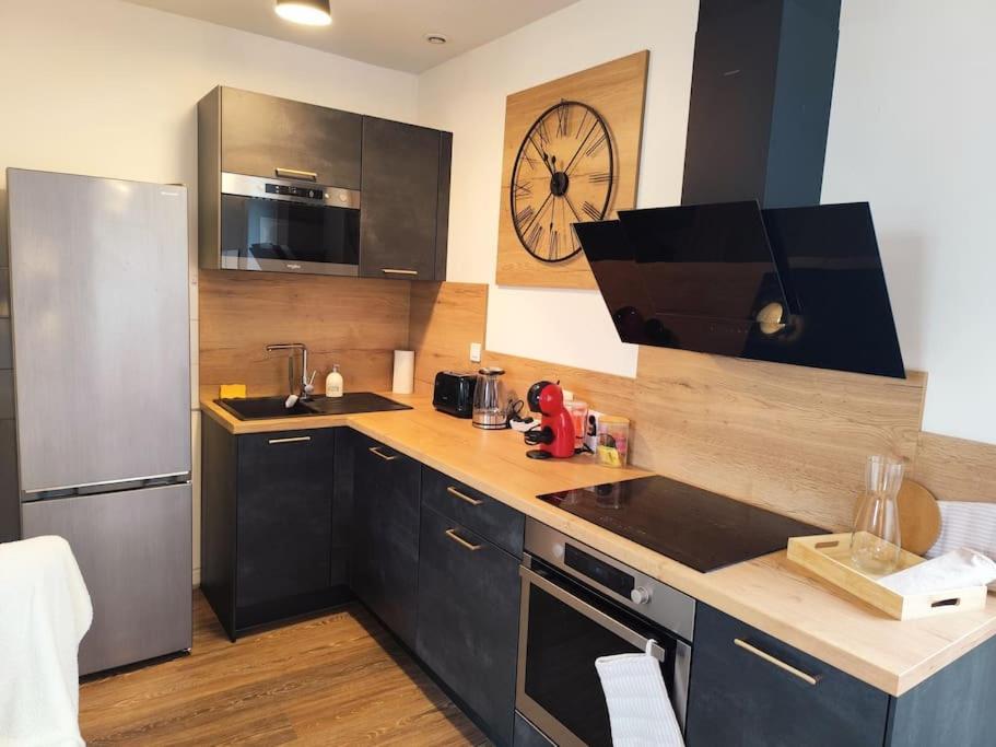 Ferienwohnung Duplex - Proche Gare & Centre Compiègne Exterior foto