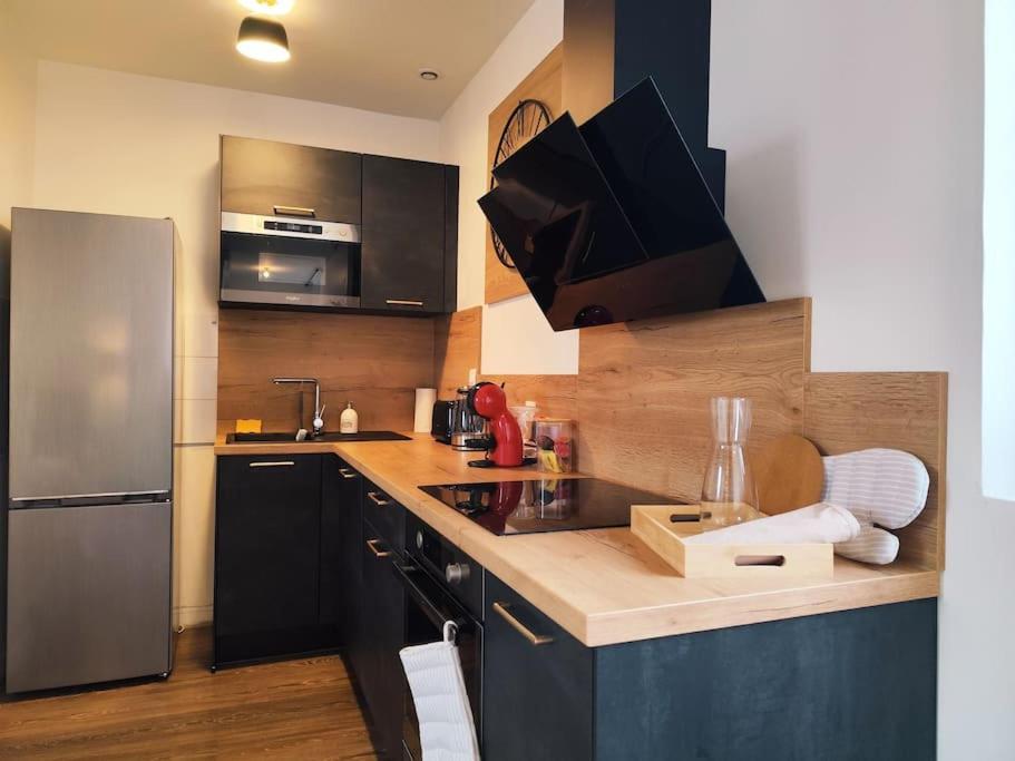 Ferienwohnung Duplex - Proche Gare & Centre Compiègne Exterior foto